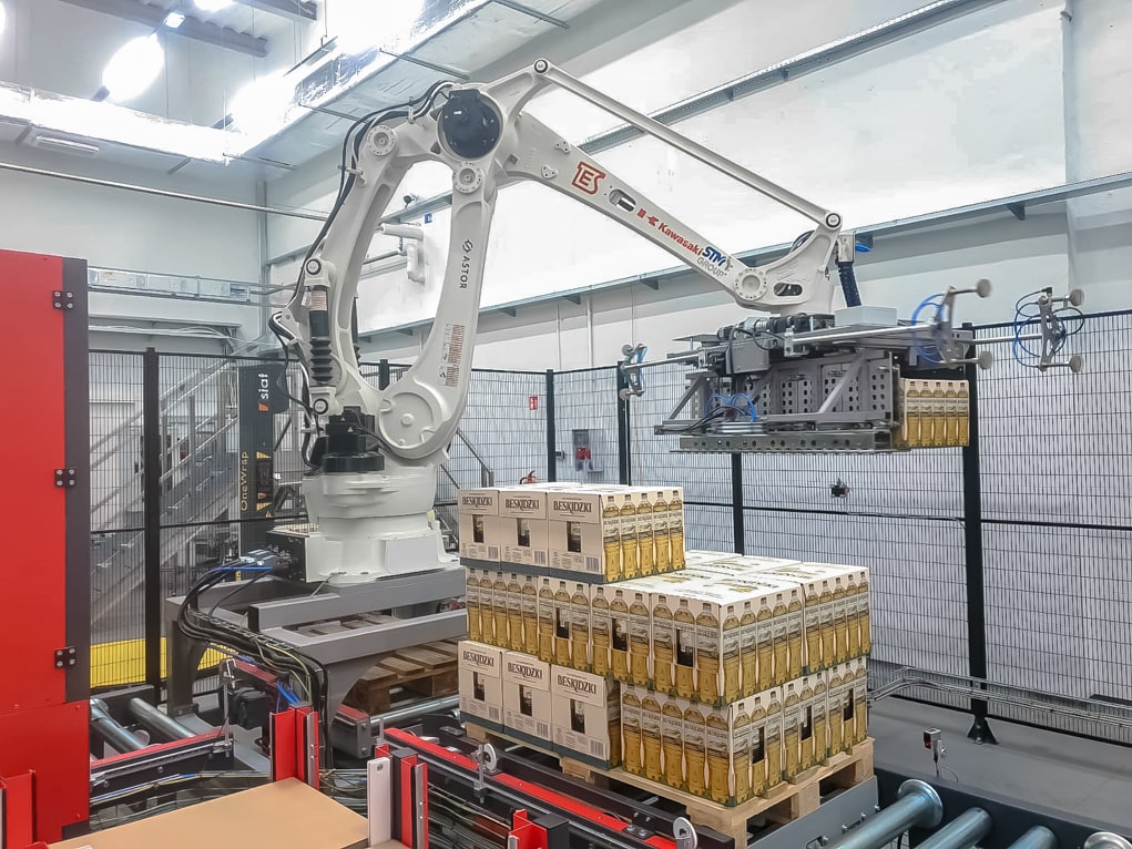 Automated canning lines for carbonated drinks