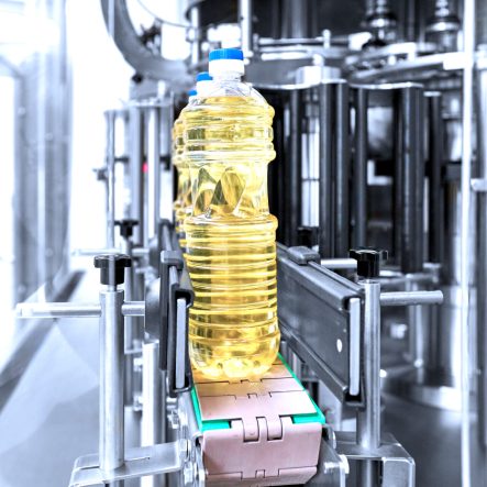 oil bottle filling line