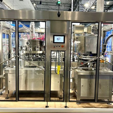 automatic-bottling-machine-for-rapeseed-oil-bottling-machine