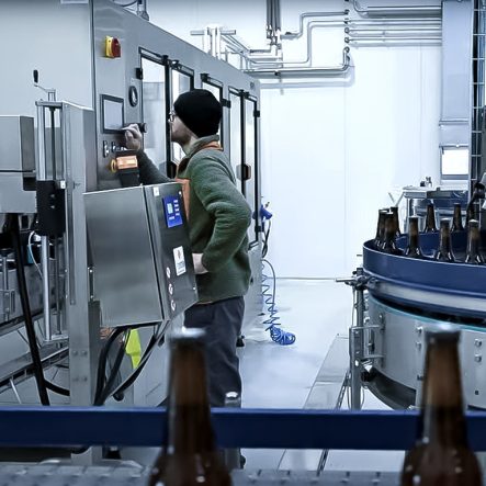 automatic-can-filling-machines-for-beer-bottleing